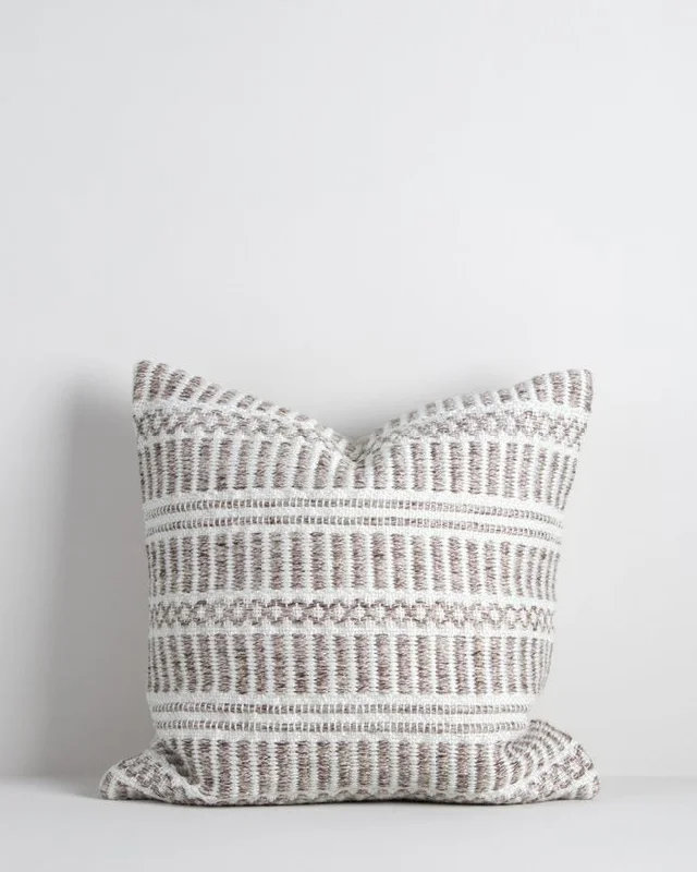 © Morgan outdoor cushion wicker