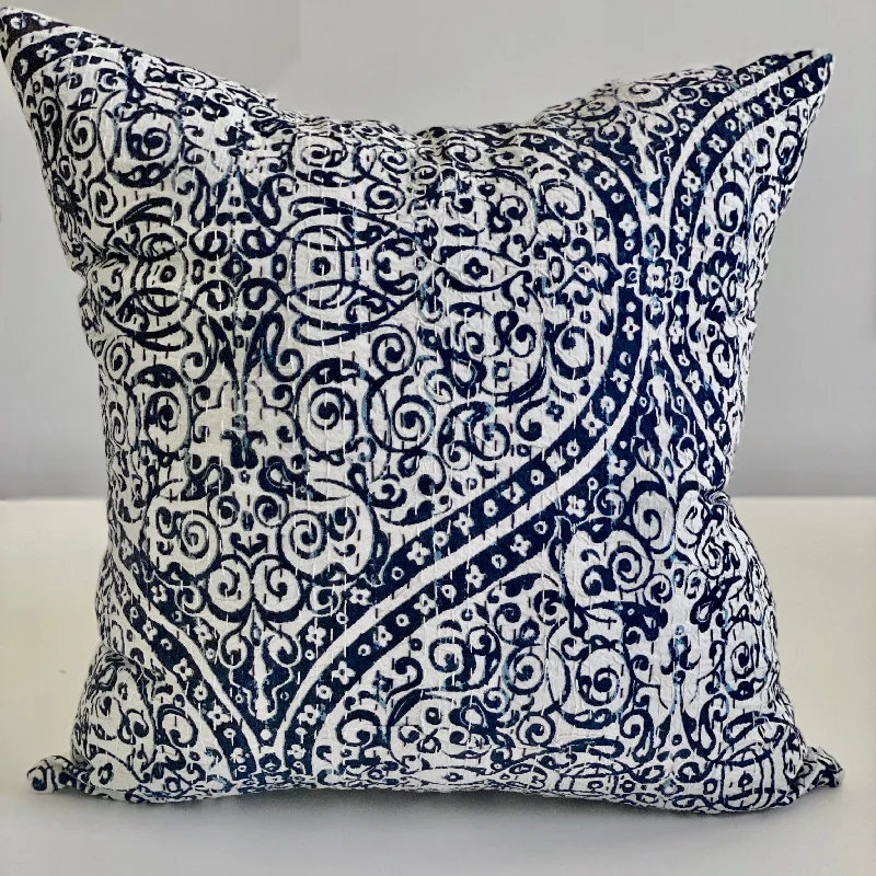 Hari Kantha Cushion Cover