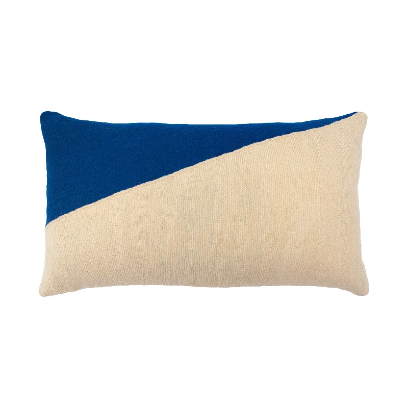 MARIANNE TRIANGLE PILLOW - BLUE