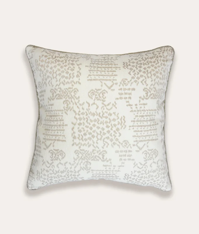 Maple Cushion