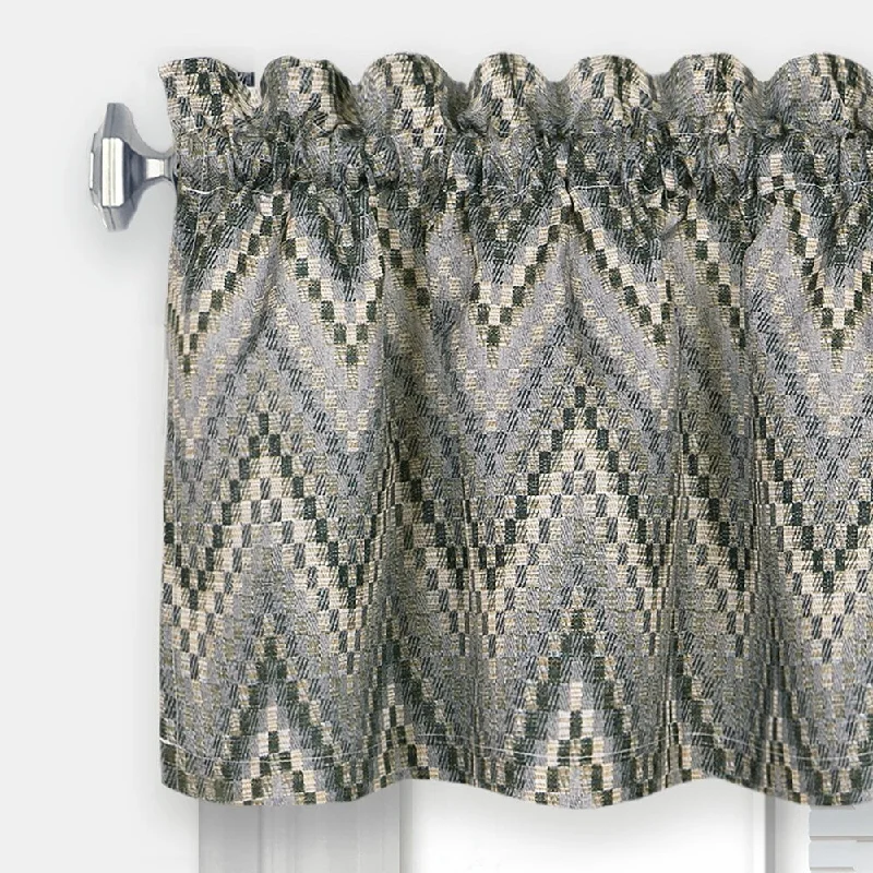 Porch & Den Lyndel Window Curtain Tier Pair and Valance Set