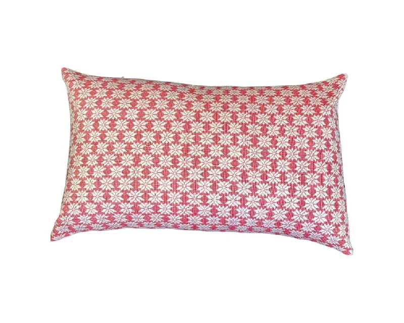 Inabel Star Cushion